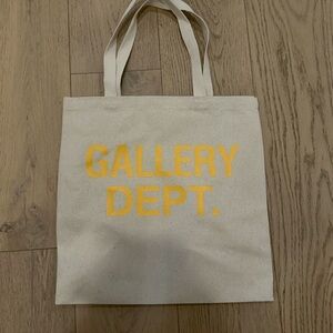 COPY - Gallery dept. Tote